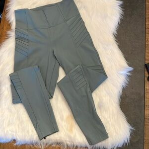 Athleta Delancey Moto Tight High-Rise Leggings Pants size xs